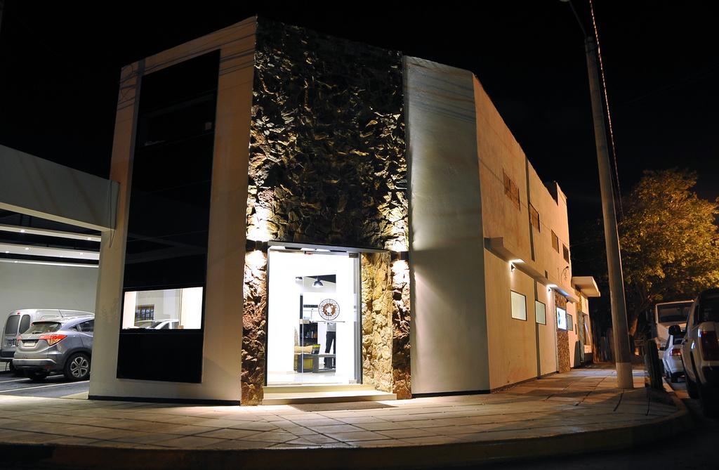 Hotel Pucara Y Rent A Car